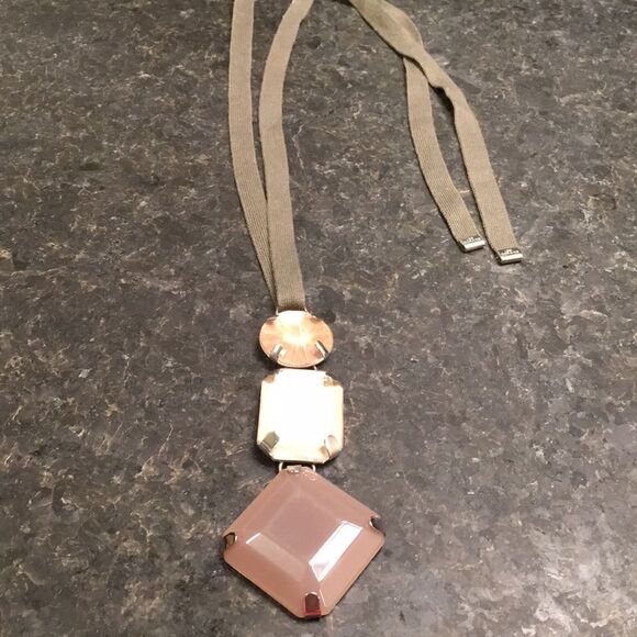 Necklace   - Picture 1 of 3
